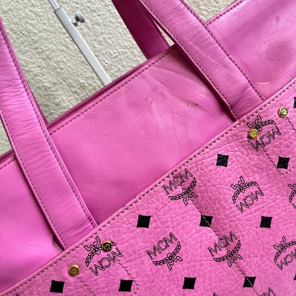 MCM Vibrant Pink Logo large Tote - Picture 10 of 15